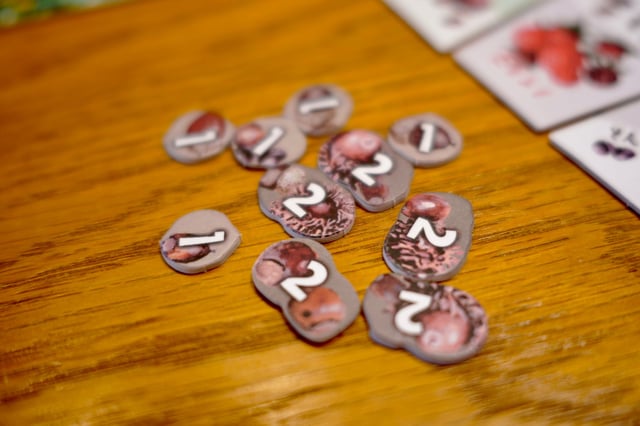 欲しいタイルにどんぐりコインついてるかな